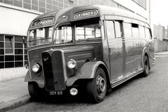 Skinners-coach.c1950